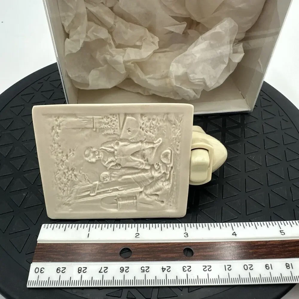 Vintage Jan Fletcher Night Light Porcelain Beige